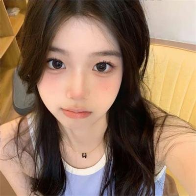 可怜此地无车马